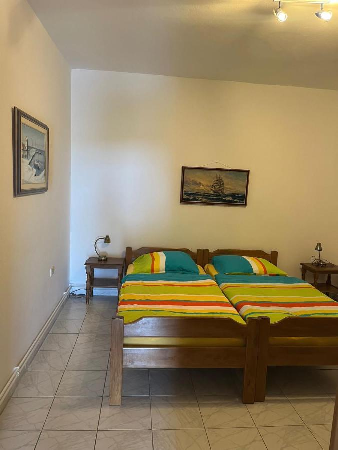 Apartments Lili Senj  Extérieur photo