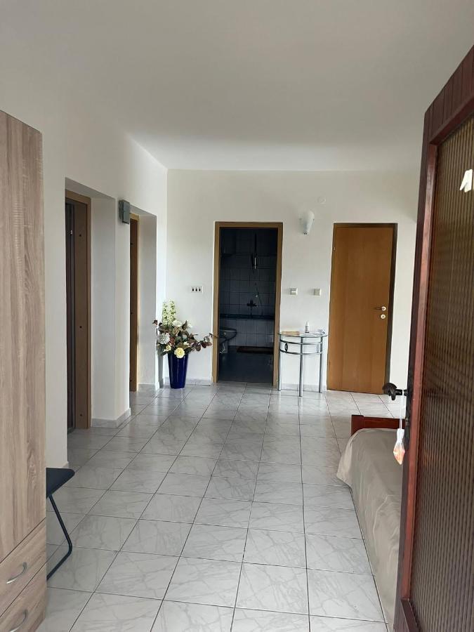 Apartments Lili Senj  Extérieur photo