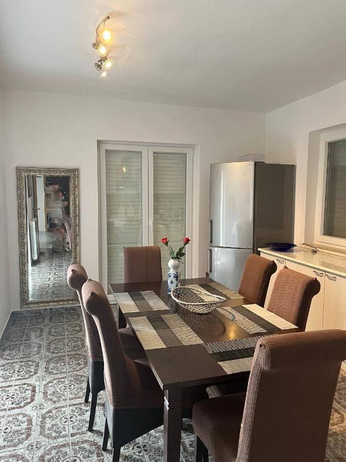 Apartments Lili Senj  Extérieur photo